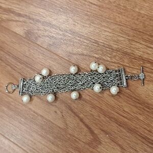 Beautiful white beaded bracelet